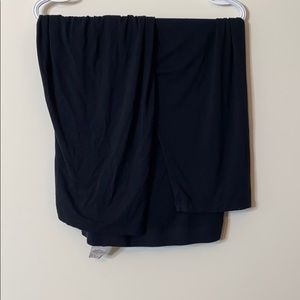 Pennington’s black Capri  legging